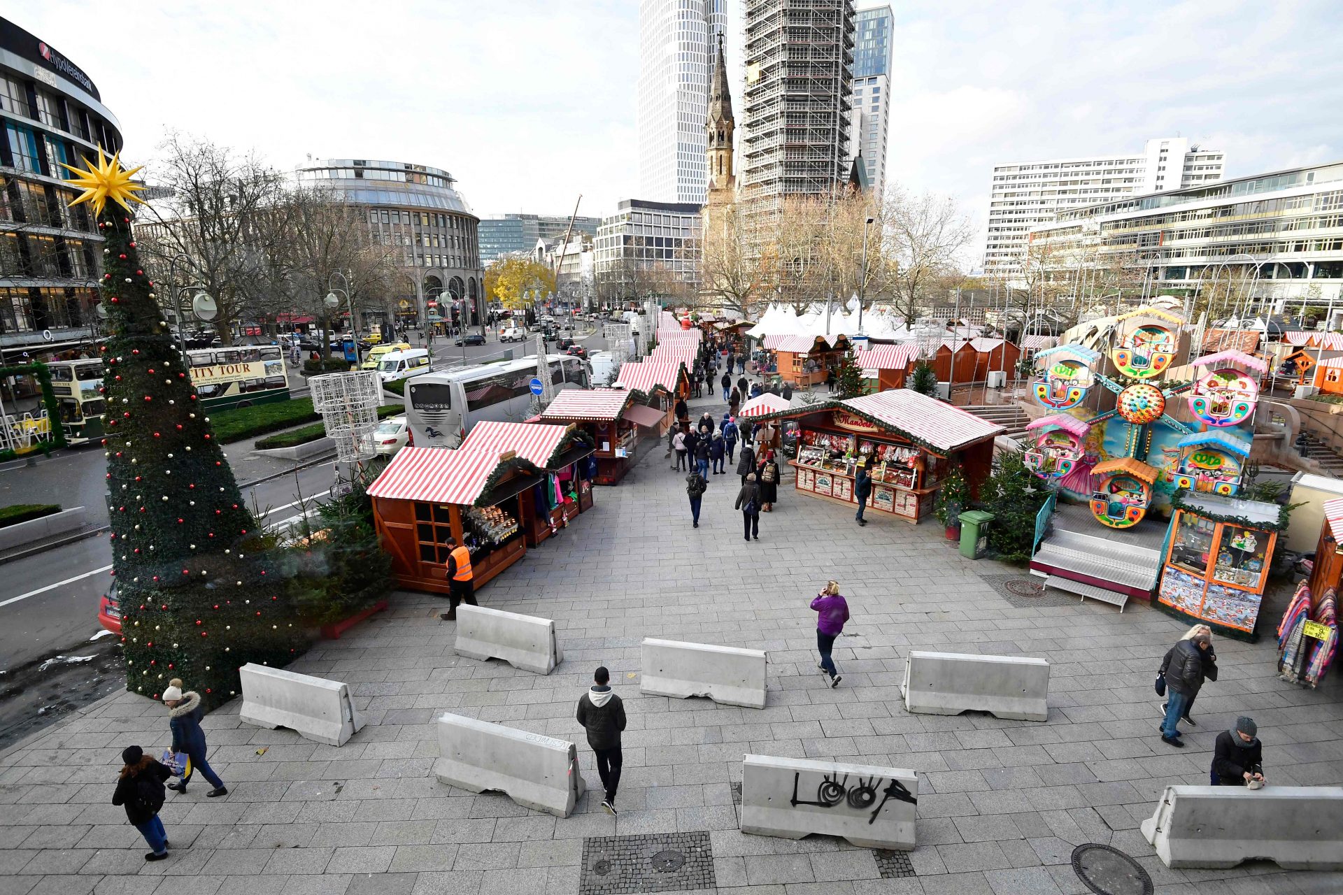 GERMANY-CHRISTMAS-MARKET-SECURITY. 