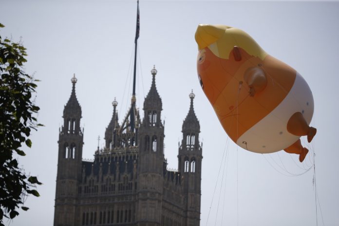 Trump ballong