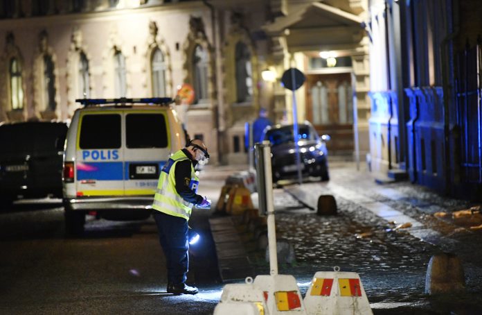 Brannbomber mot synagoge