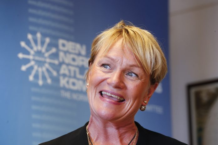 Generalsekretær for Den norske Atlanterhavskomité Kate Hansen Bundt på et møte med ambassadører i Oslo.