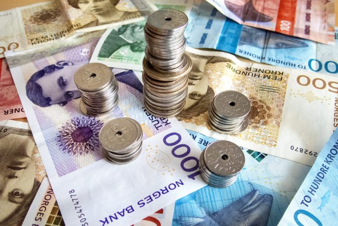 Penger, sedler, mynter.