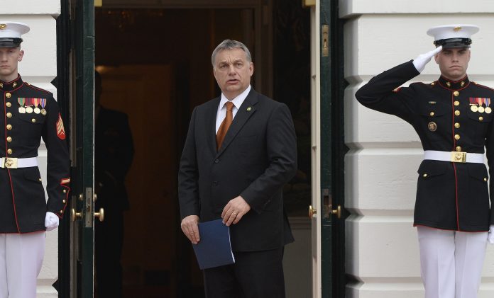 Heads of delegations at the Nuclear Security Summit arrive for a working dinner
