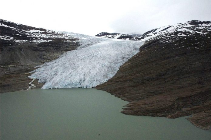 TURIST FUNNET I LIVE