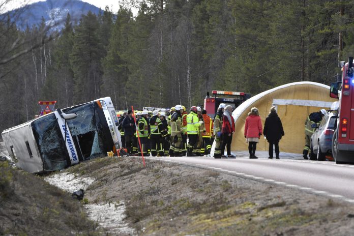 Bussulykke på E45 i Sverige