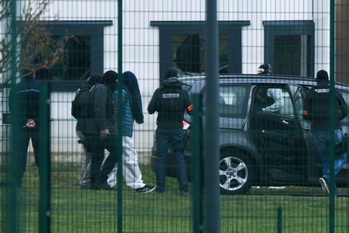 TOPSHOT-FRANCE-PRISON-ASSAULT