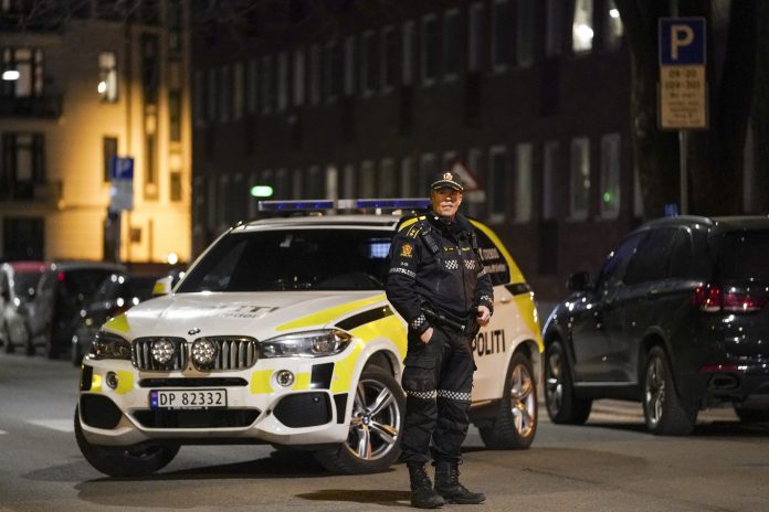 Billettkontrollør ble angrepet.